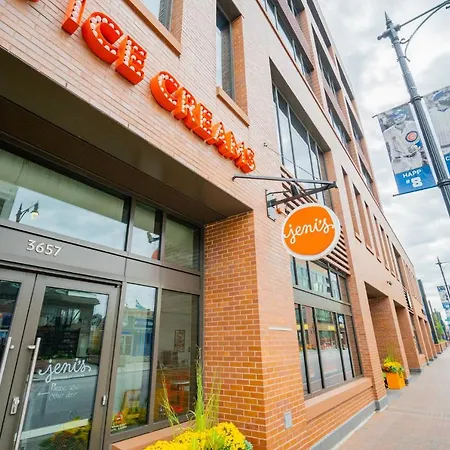 Cool 2br Close To Fun - Grace 2 *