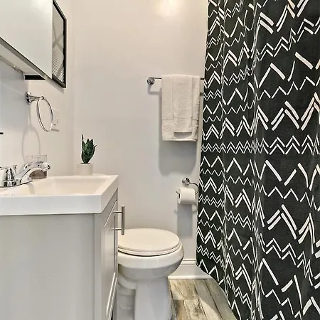 Cool 2br Close To Fun - Grace 2 Chicago