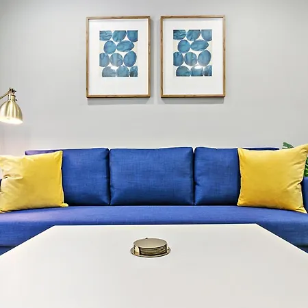 1br Stylishly Furnished In Lakeview - Oakdale 1s *
