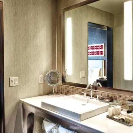 Thewit By Suiteness *