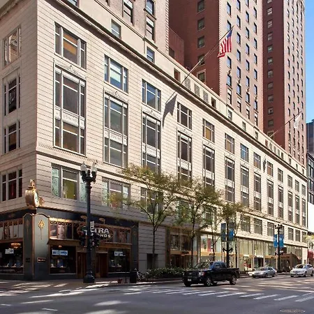 Hotel The Palmer House Hilton