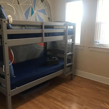 Hostel Male One Bunk Historic Pullman $450 Per Month, Free Wifi