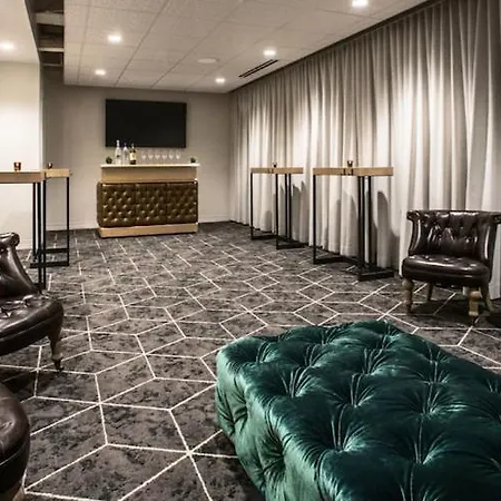 Hotel Virgin By Suiteness 5*