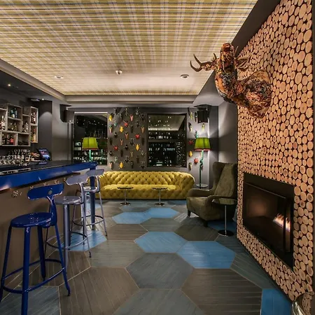 Hotel Virgin By Suiteness Chicago