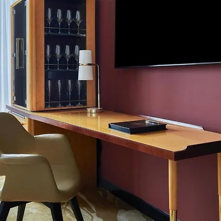 Hotel Viceroy By Suiteness Chicago