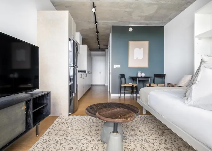 Lincoln Park Studio W Wd Nr L New City Chi-304