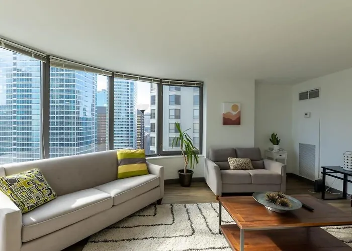 Ultimate 3Br Luxury Suite Near Navy Pier With Gym & Pool By Envitae