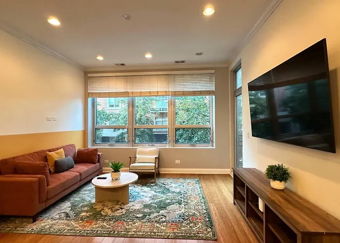 Private Balcony 1 Garage Parking Sleeps 6