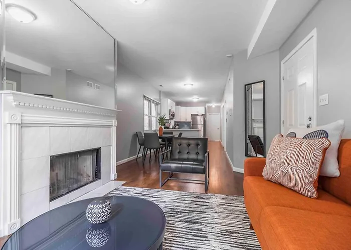 Pristine Paradise Chicago 3Bd 2Ba Free Parking