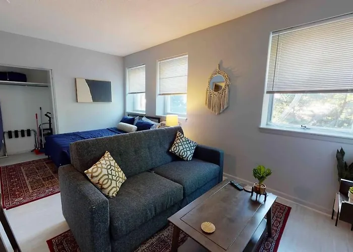 Modern Northside Studio Apt