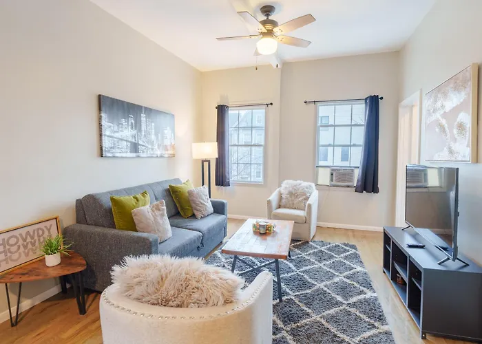 Bright & Modern 3Br And 1Ba In Logan Square