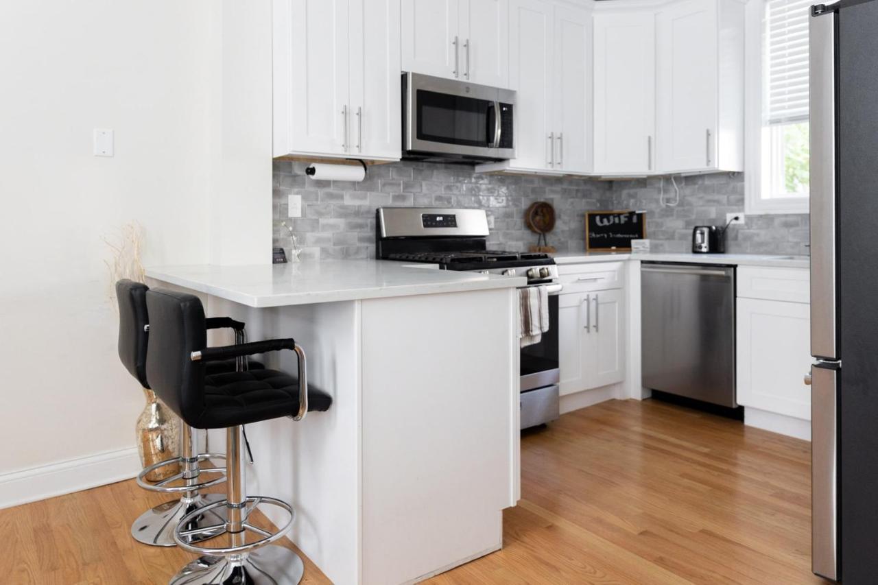 Apartamento Frontdesk Updated West Town 2 Bedroom Apt With W&d Chicago