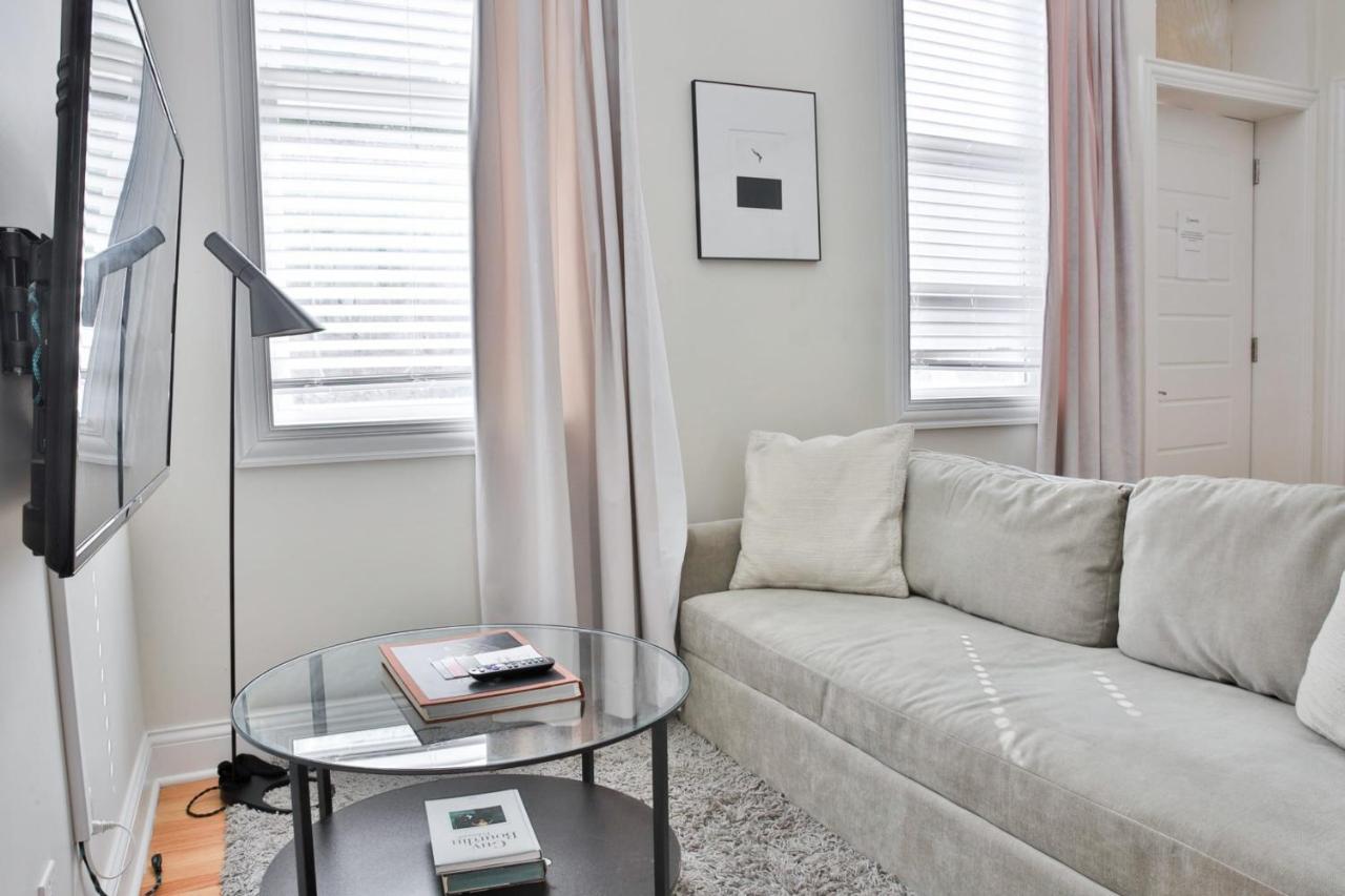 Frontdesk Updated West Town 2 Bedroom Apt With W&d Apartamento *