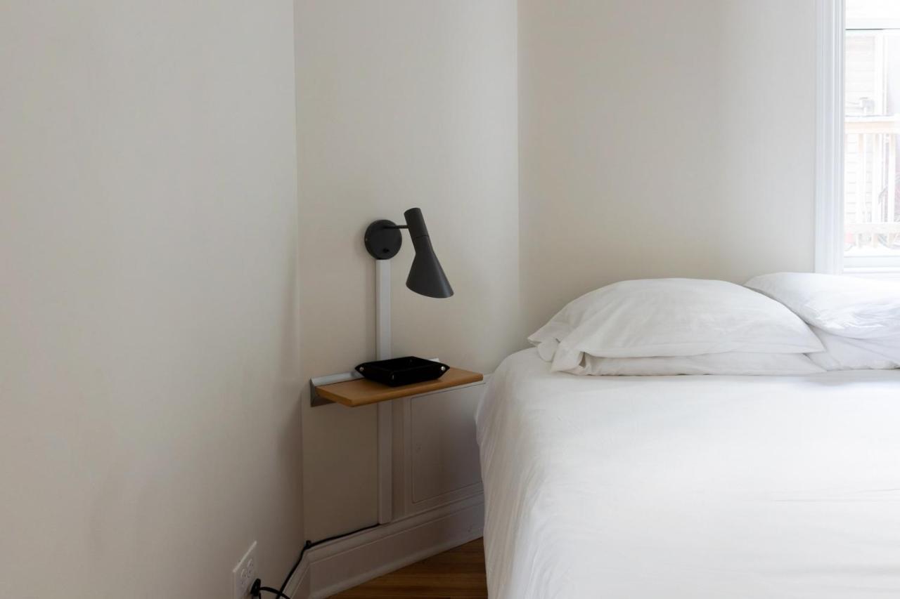 Apartamento Frontdesk Updated West Town 2 Bedroom Apt With W&d