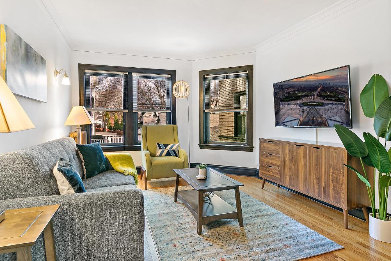 Your 1br Homey Haven In Vibrant - Larchmont 1a-3a Chicago