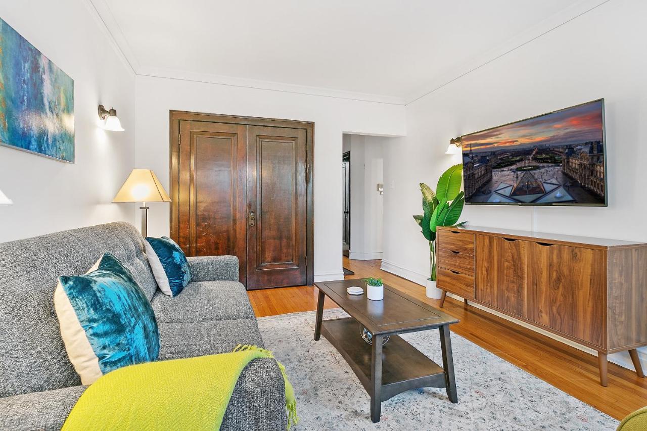 Furnished 1br With Natural Light & King Beds - Larchmont 1b-2b Appartement *
