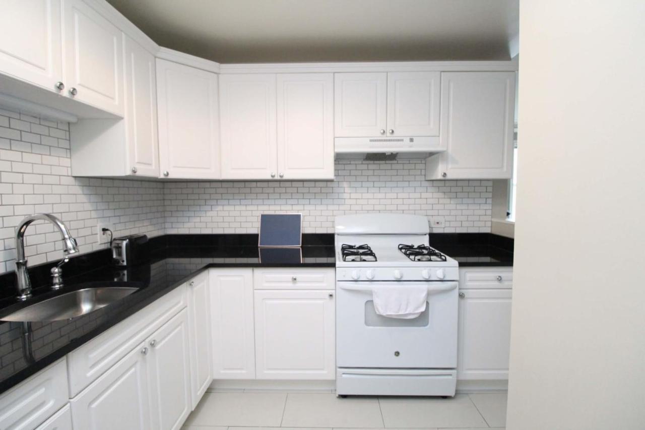 Frontdesk Delightful 1 Bedroom Apt Near Oakwood Apartment *