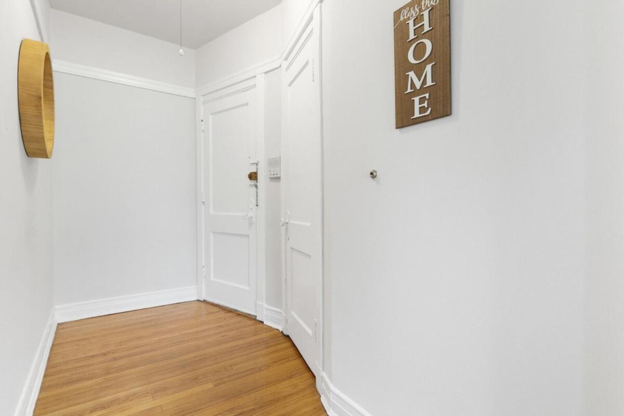 Roomy 3br Apt Near Beach, Park & Loyola - Lunt 2n *