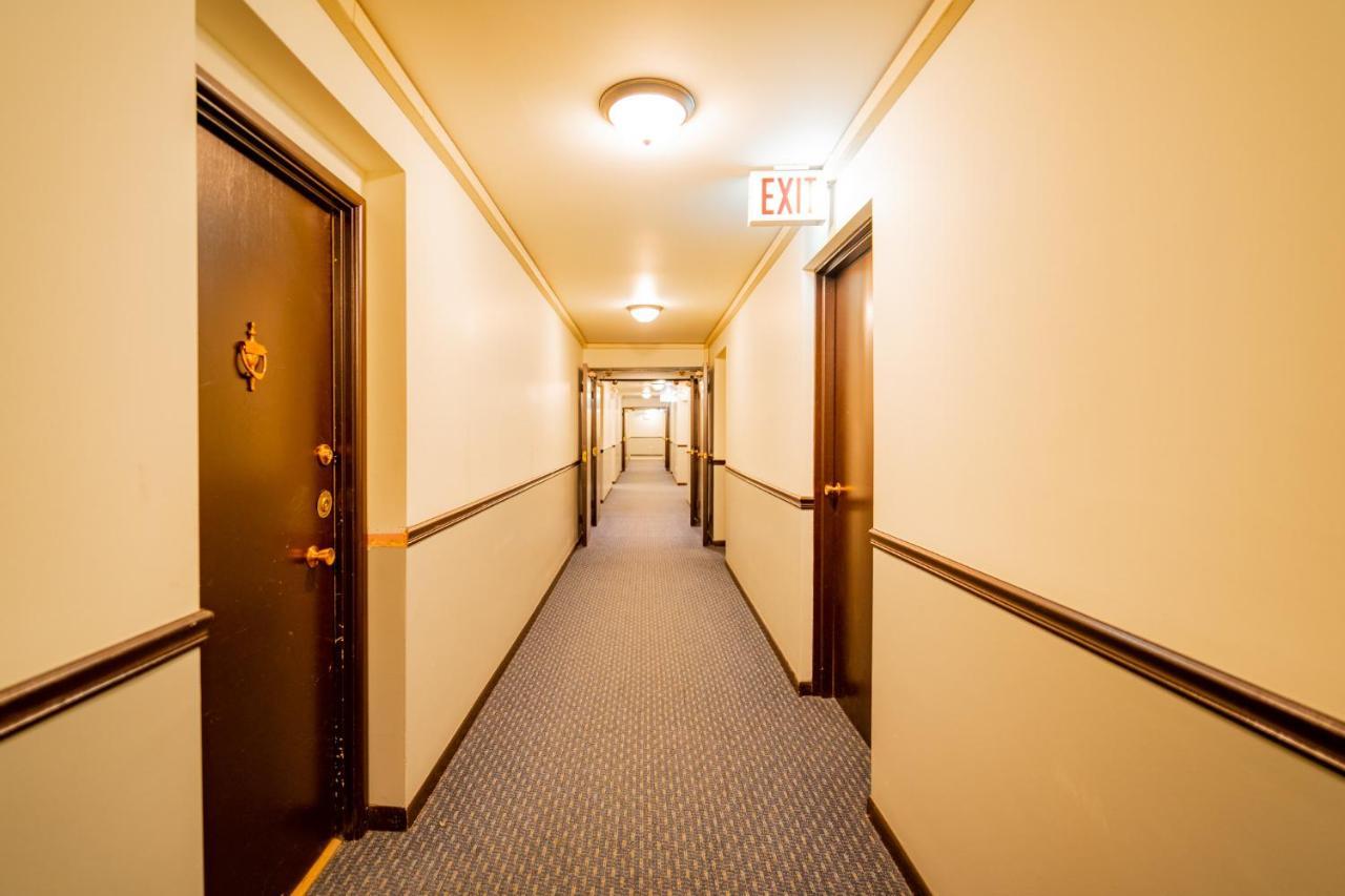 Comfy And Complete Studio Apt Near Boystown - Oakdale 317 Rep Appartement
