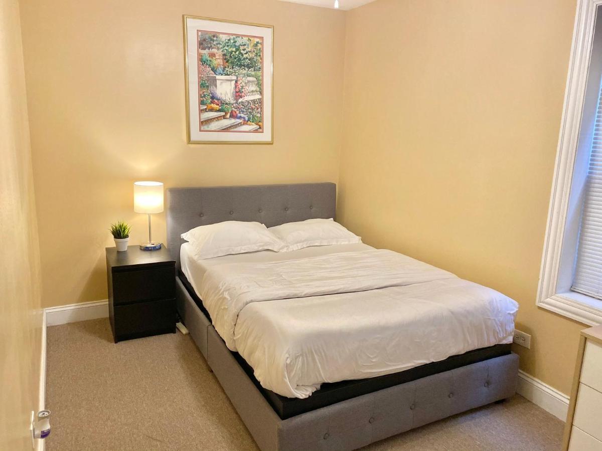 Entire Modern 2 Bedroom Apartamento Chicago