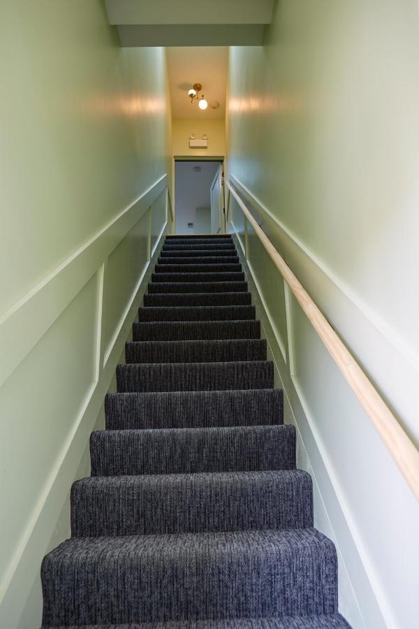 Inn The Leavitt Street & Tavern