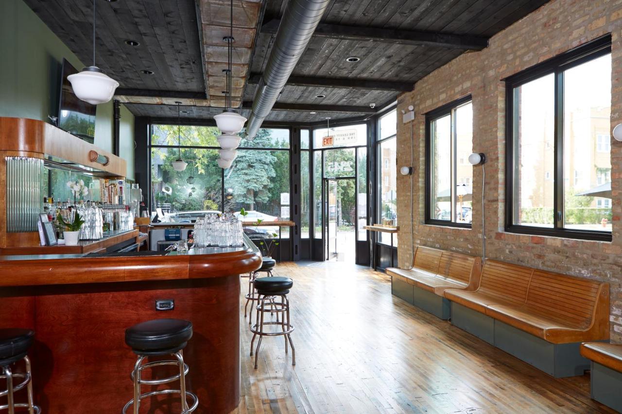 The Leavitt Street & Tavern *