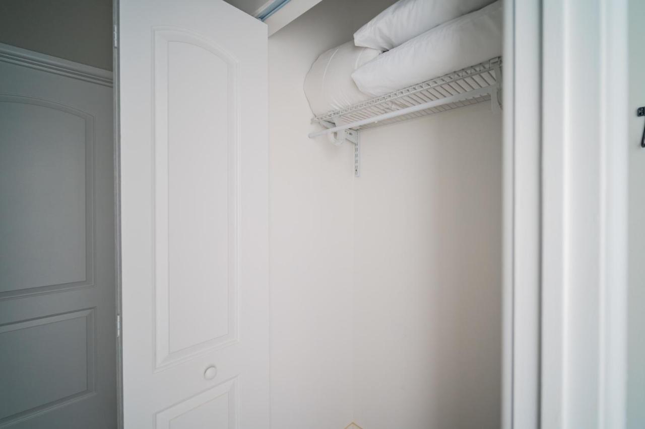 Comfy And Complete Studio Apt Near Boystown - Oakdale 317 Rep Appartement *