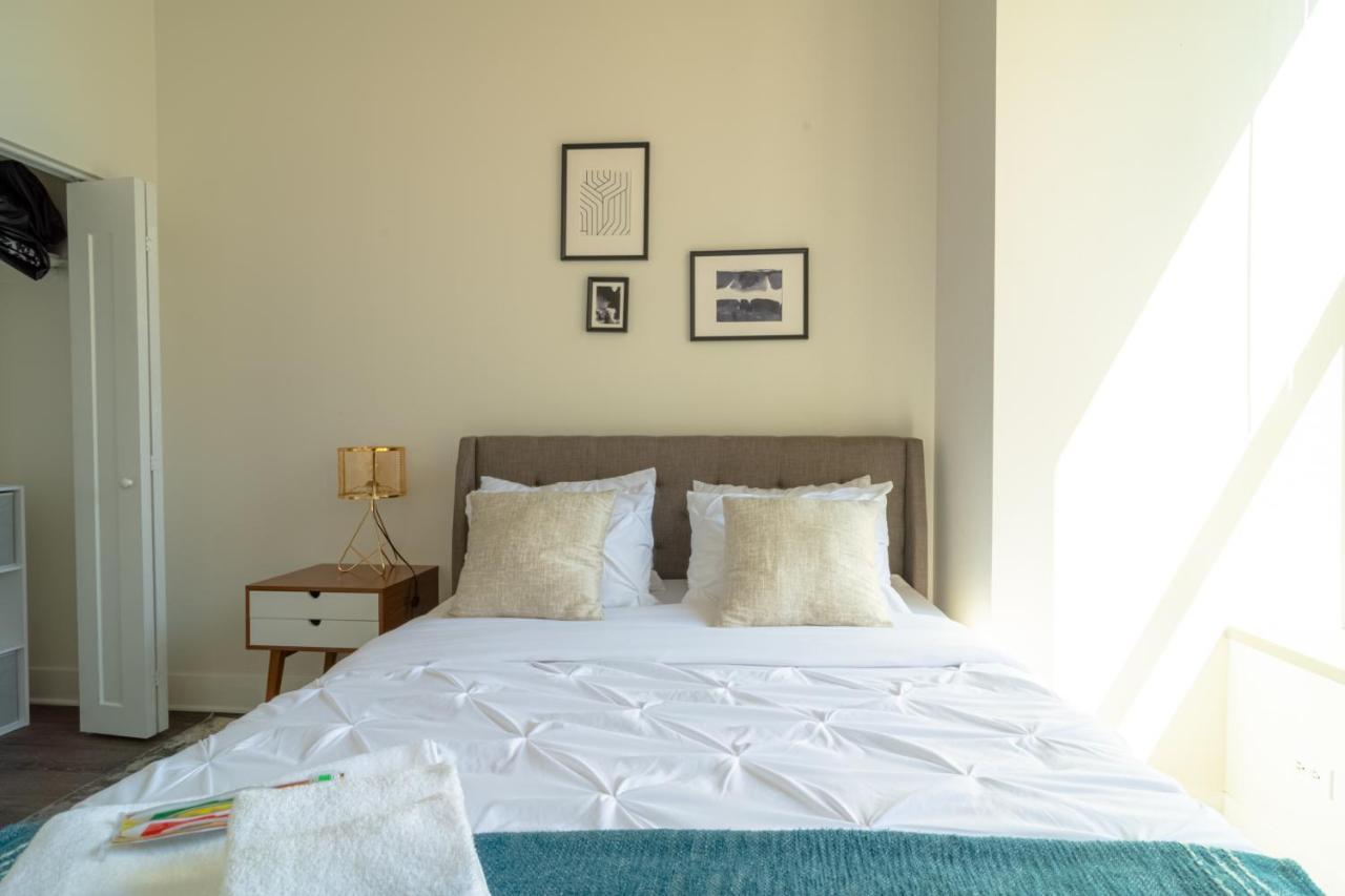 Apartment Mccormick Place Modern 2Br Loft In Downtown Chicago Michigan Avenue With Optional Parking Near Soldier Field