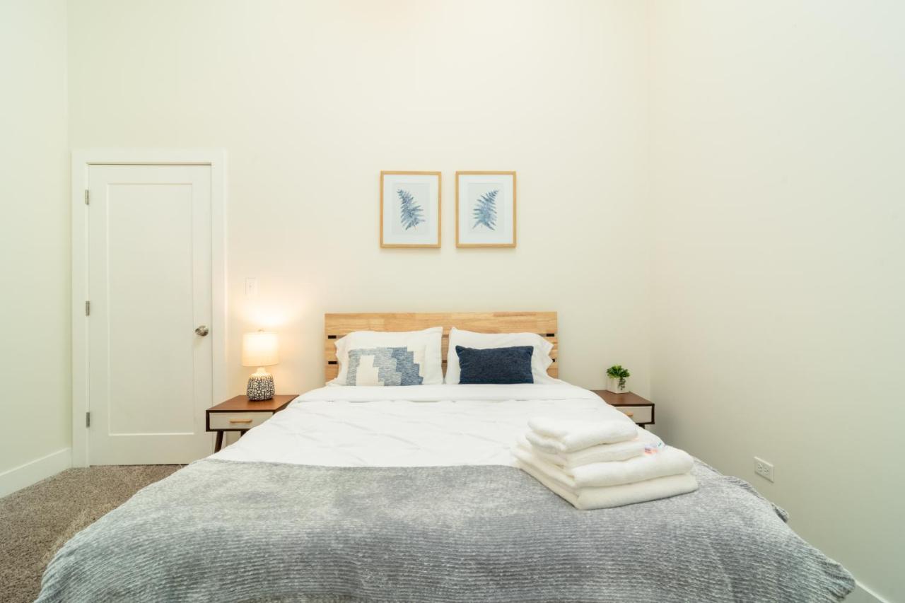 Mccormick Place 420 Friendly 3Br In Downtown Chicago With Optional Parking Sleeps 8 Guests Near Soldier Field, Grant Park And Lakefront Trail * Chicago
