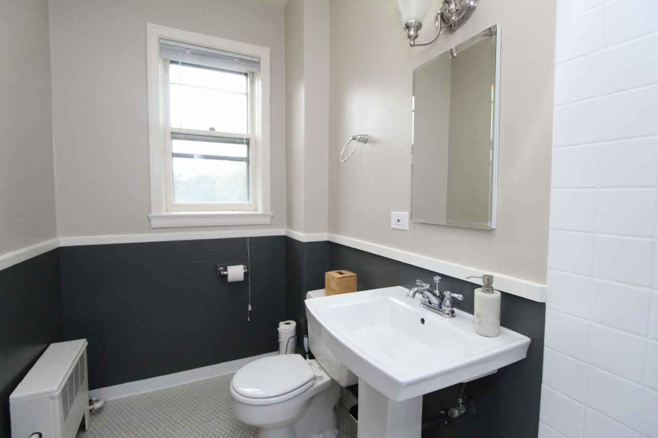 Frontdesk Delightful 1 Bedroom Apt Near Oakwood * Chicago