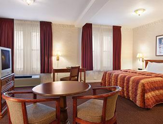 Versey Lincoln Park Hotel 3*