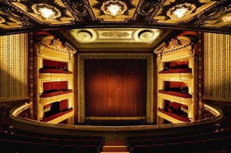 Hampton Majestic Theatre District Chicago