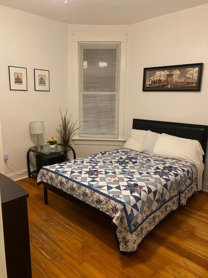 Hollywood Llc Maison d'hôtes
