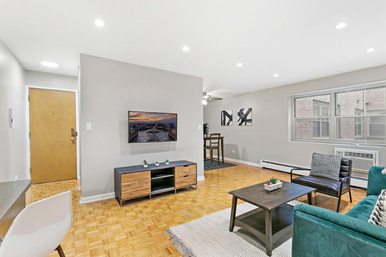 Convenient 1br In Lakeview Near Shops - Oakdale 204 Chicago