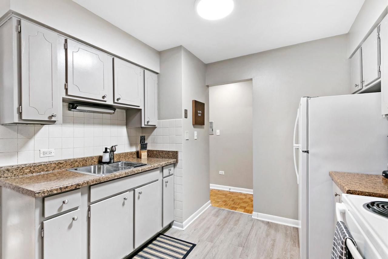 Cozy 1Br Escape, Walk To Dining & Attractions - Oakdale 204 Chicago