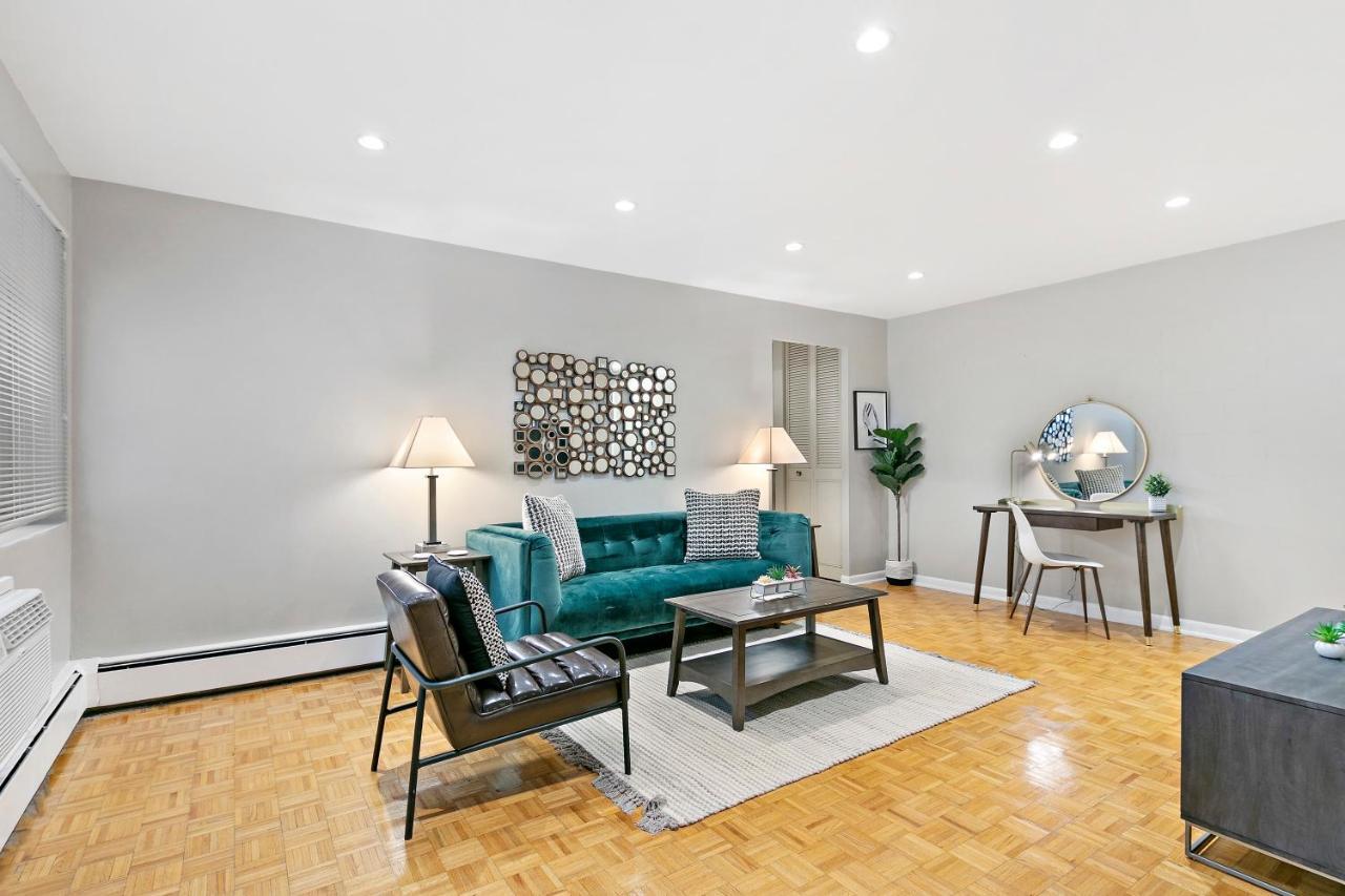 Convenient 1br In Lakeview Near Shops - Oakdale 204 Apartment