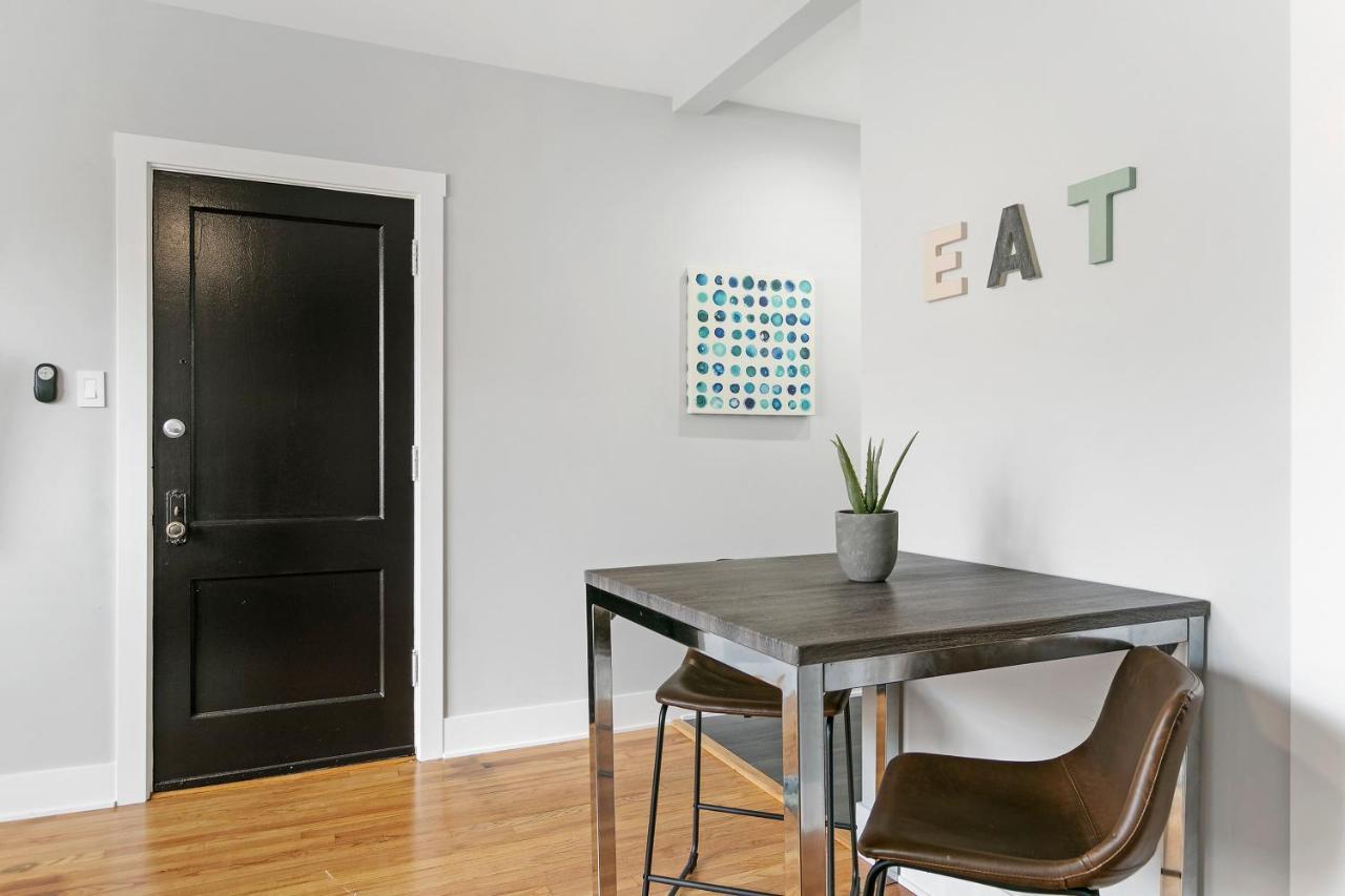 1br Relaxing In Lakeview Close To Restaurants - Belmont H6