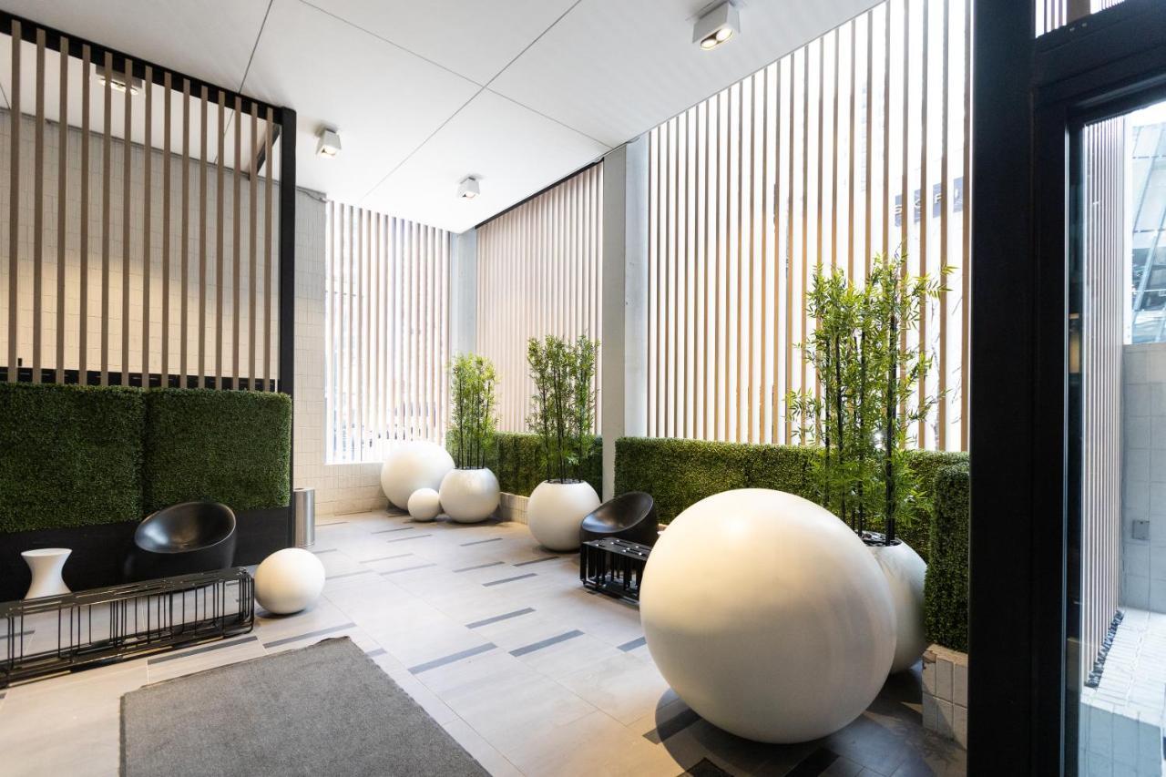 21 East - Chic Dt Apts With Rooftop By Zencity Apart-hotel Chicago