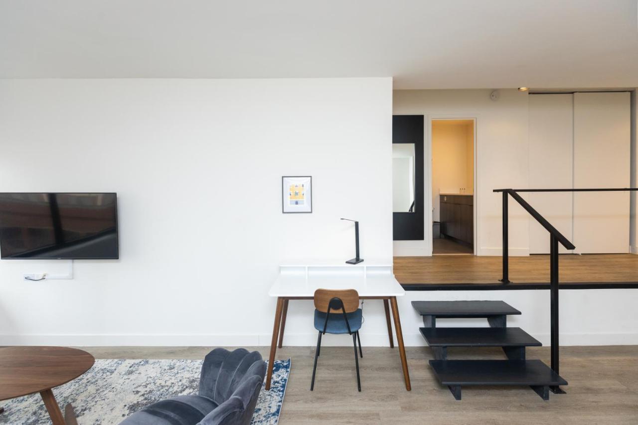 Apart-hotel 21 East - Chic Dt Apts With Rooftop By Zencity Chicago
