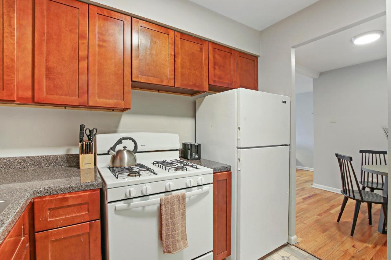 Inviting 2-bedroom Prime - Oakdale 512 Appartement Chicago