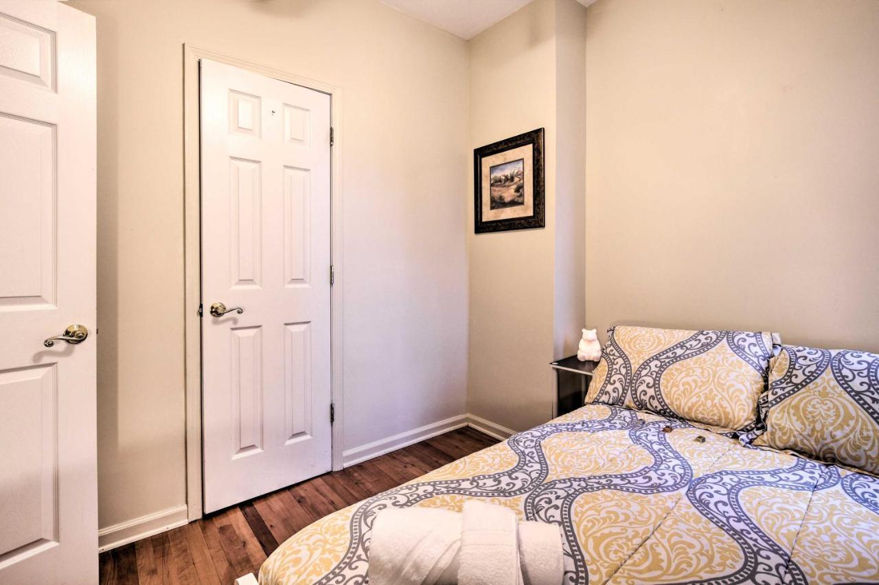 Modern About 9 Miles To Downtown! Appartement