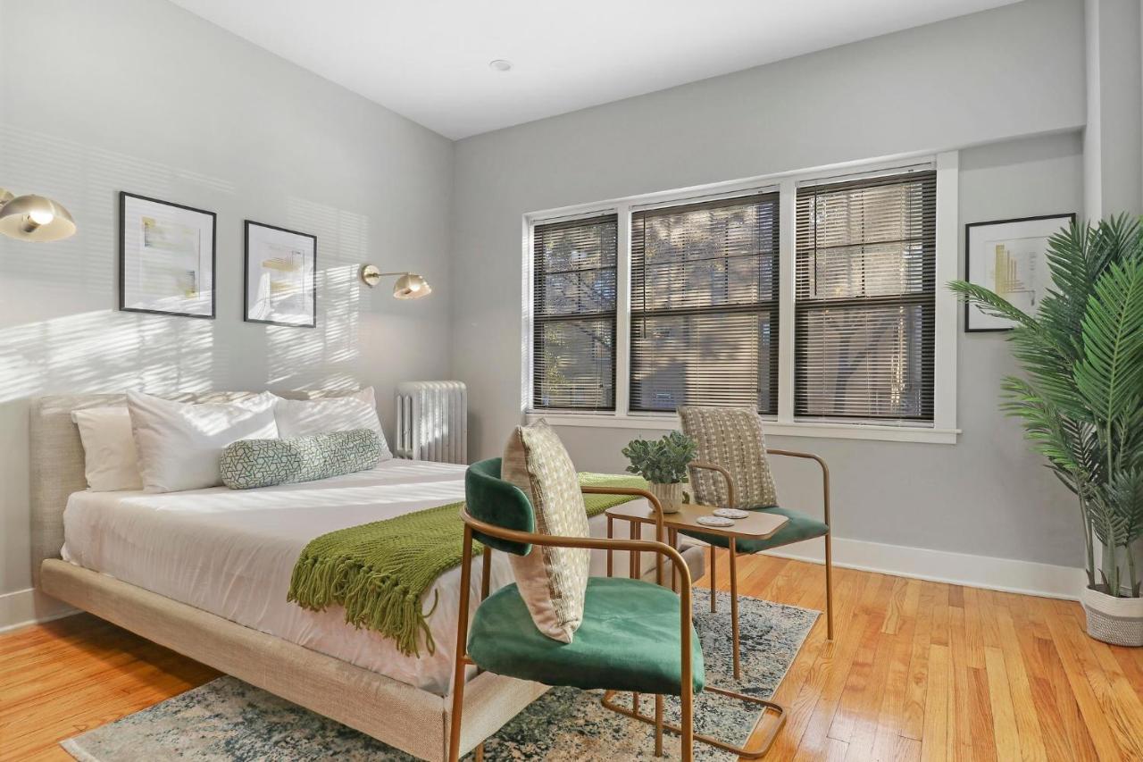 Alluring In Jefferson Park - Leland 1n