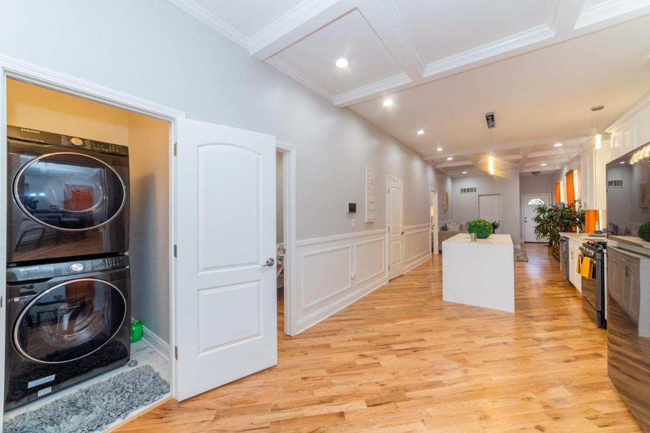 Lux Apt In Bronzeville, Min From Downtown-rsv Now!