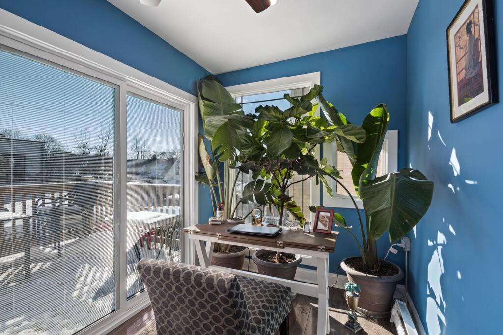 Luxe 5br 5ba Single-family With Free Parking & Pet Friendly! *