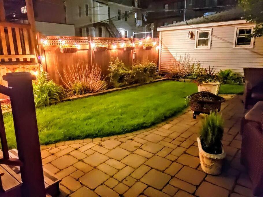 Stylish 2-bedroom Flat In Lincoln Park *