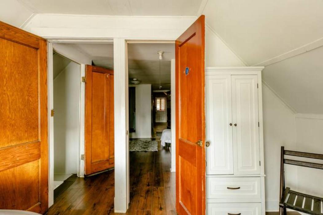 The Avondale Attic Appartement