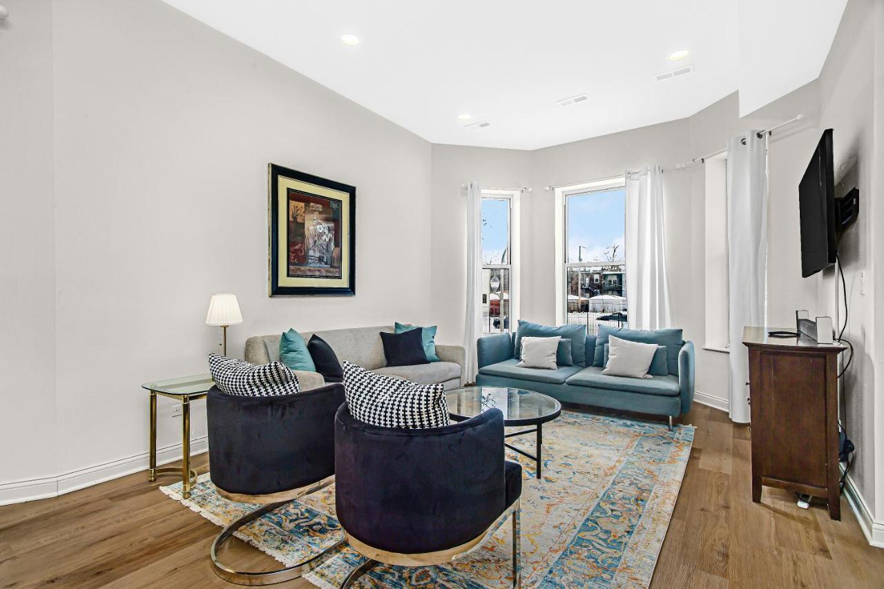 Apartamento Modern 4br Just A Block From Cta Pink Line With Pool Table Free Parking *