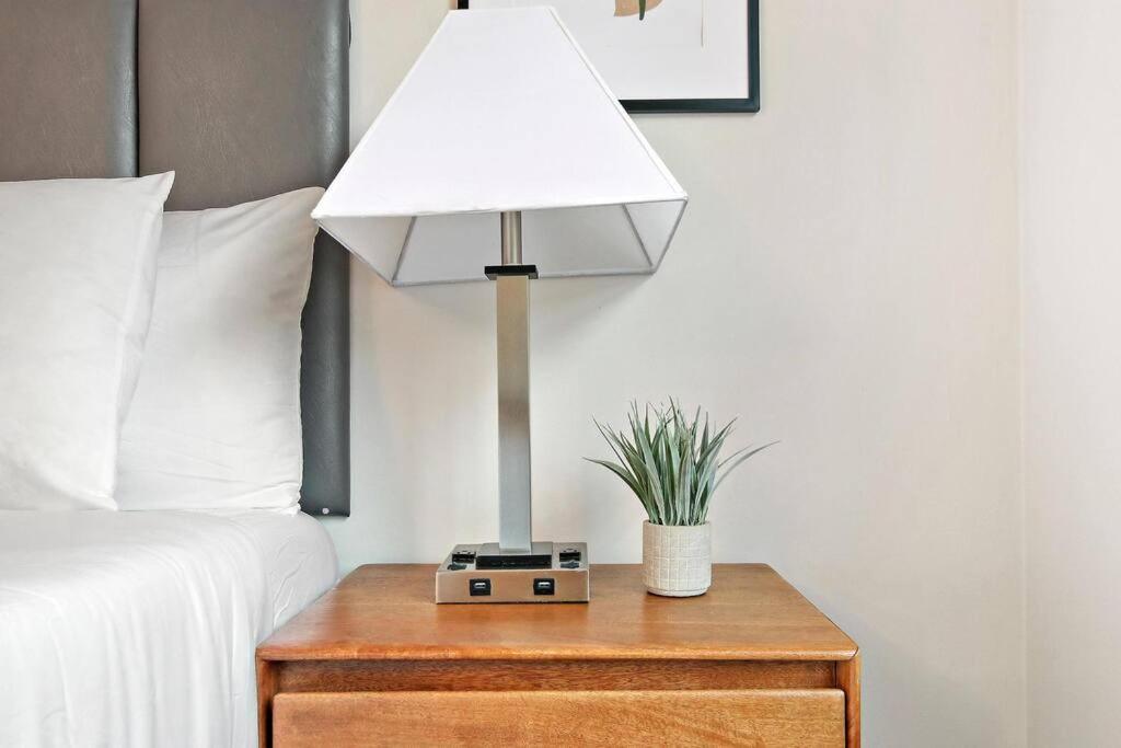 1br Cozy With Serene Local Vibe - Foster 1n & 2n Apartment