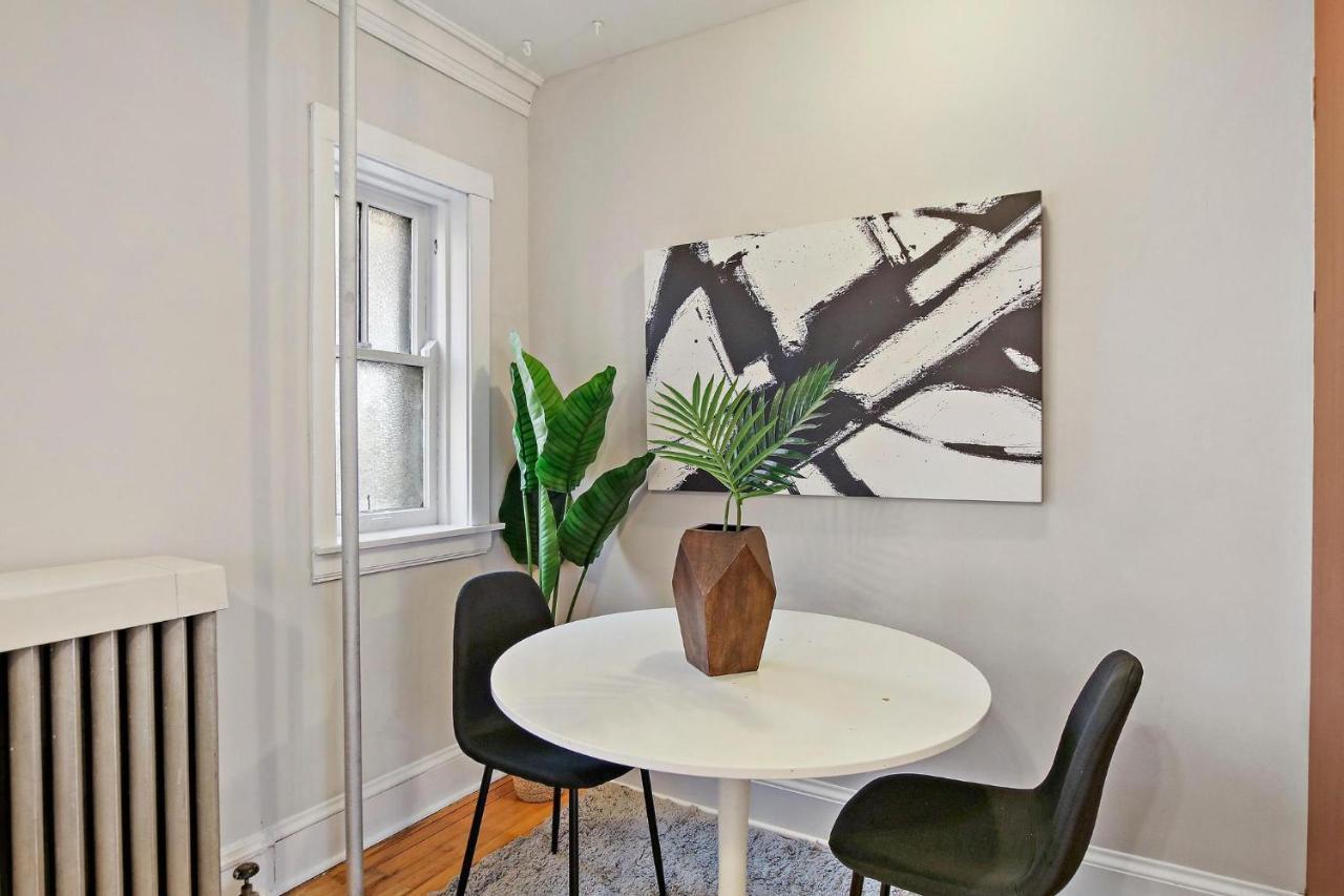 1br Calm & Cozy In Lincoln Square - Eastwood 2s
