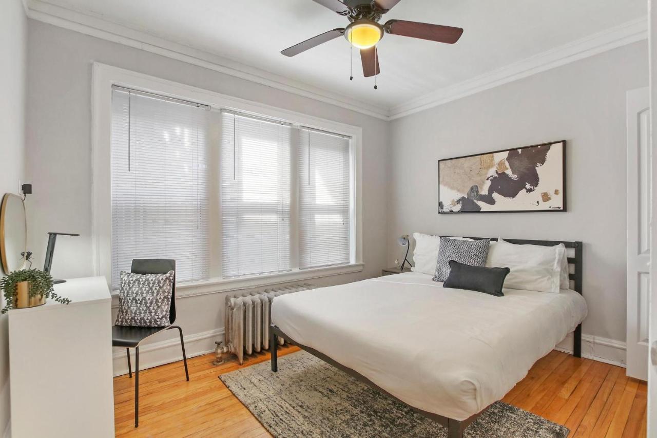 1br Calm & Cozy In Lincoln Square - Eastwood 2s